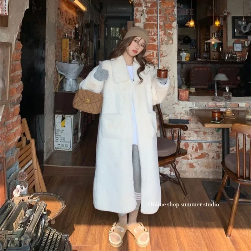 2023 New Winter Coat Fluffy White Artificial Fur Coat Women\'s Mid Length Warm Artificial Fur Jacket Thickened Women\'s Coat