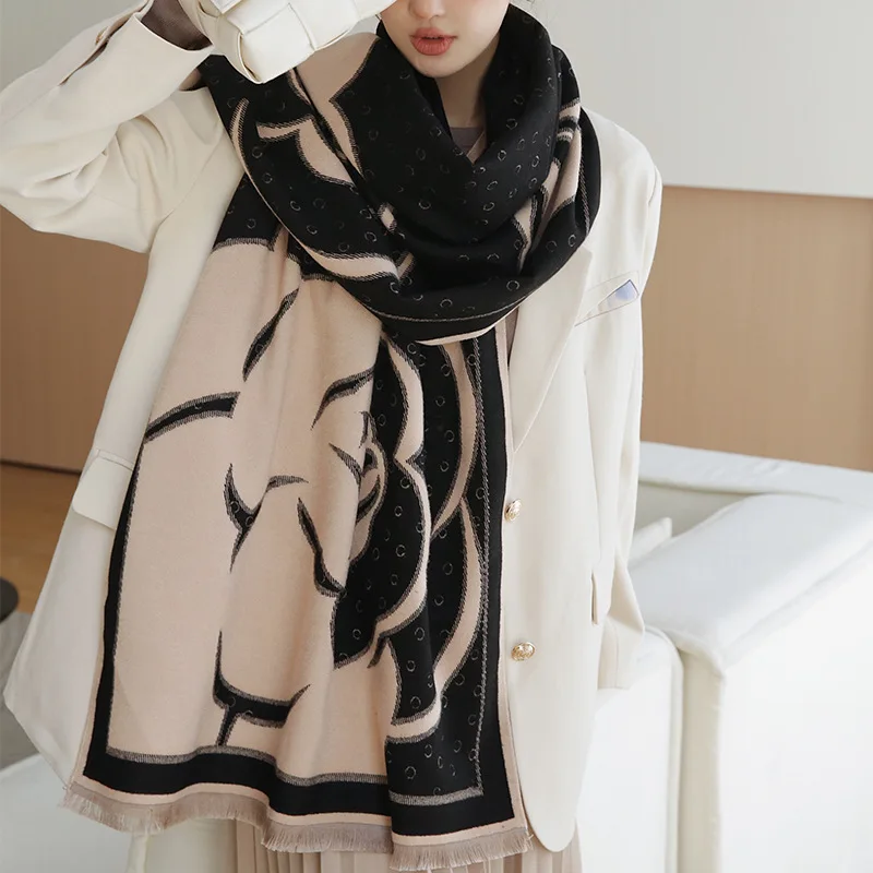 

Женский кашемировый шарф-шаль с принтом «Лошадь»