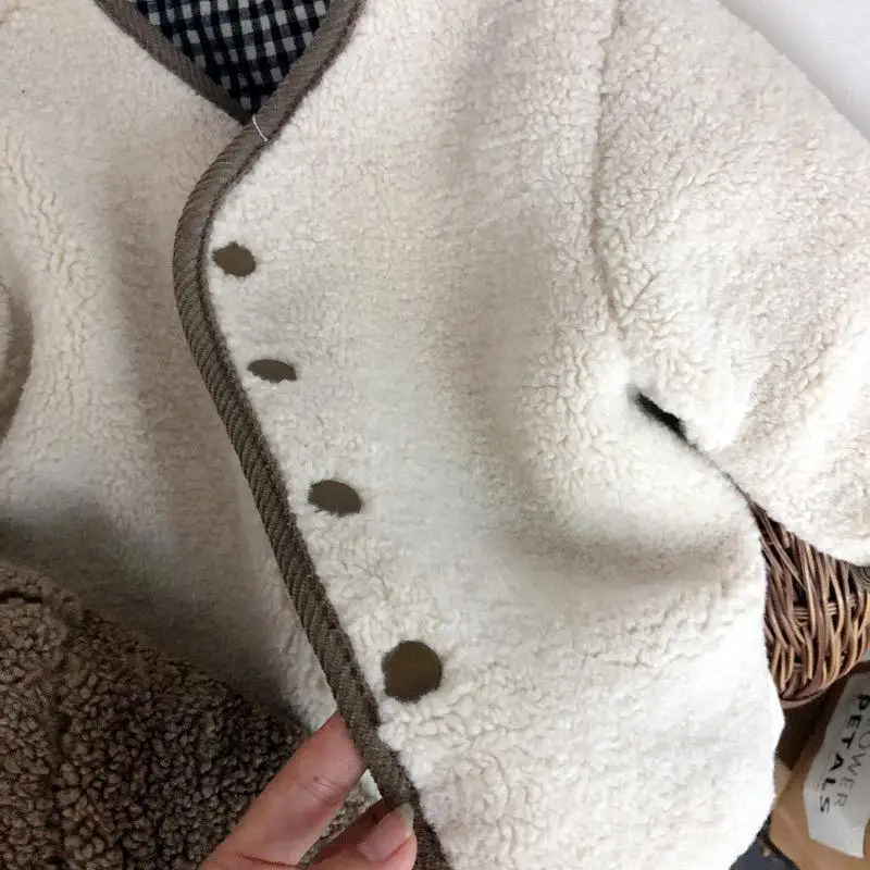 Kids Autumn and Winter Warm Jacket Children's Two Sides Wear Baby Padded Thickened Plaid Jacket Girls Lamb's Wool Plaid Cardigan