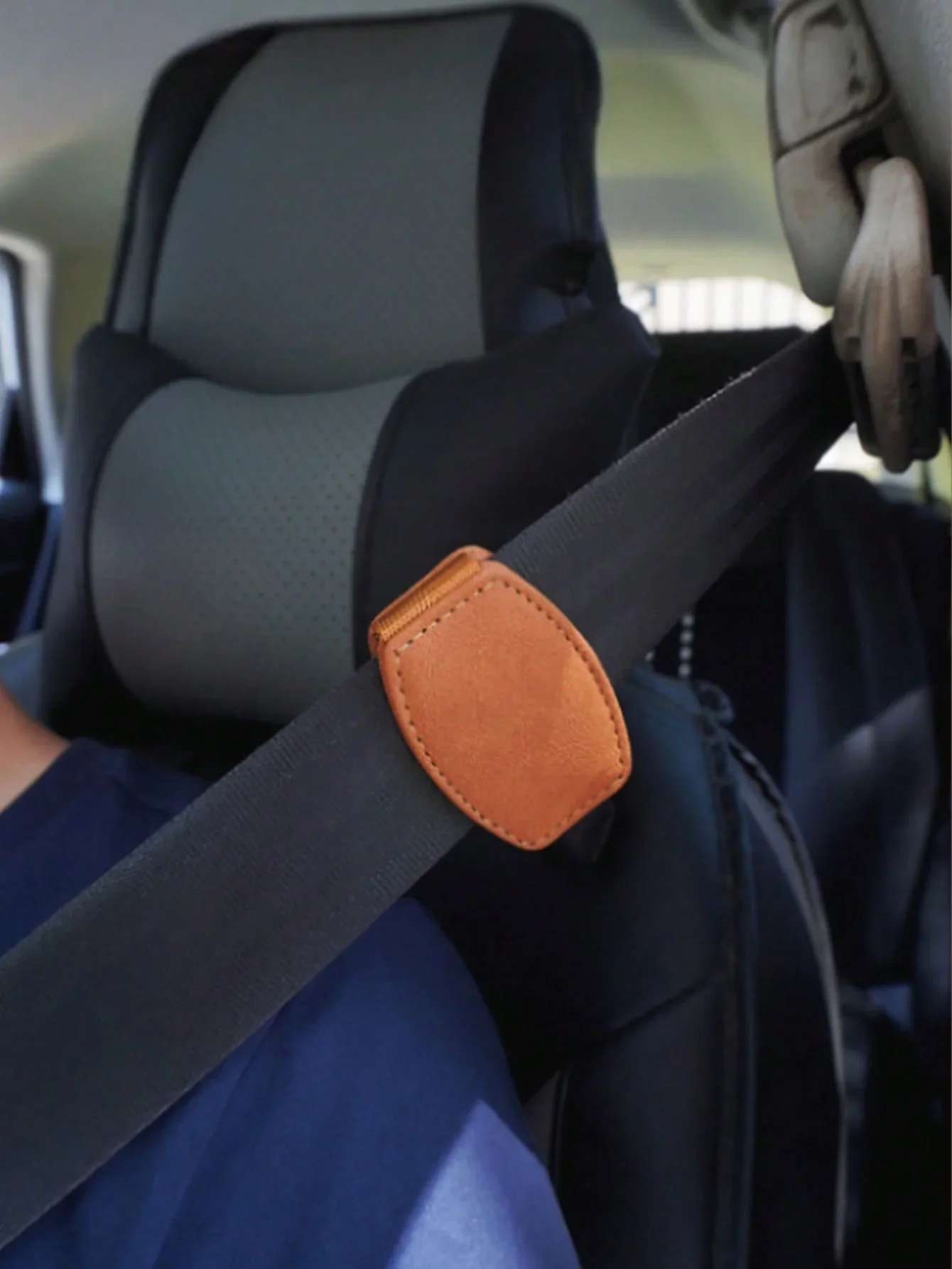 Magnetic Seat Belt Adjuster Soft Alcantara Fabric Non-Slip Design Reduces Pressure & Enhances Comfort