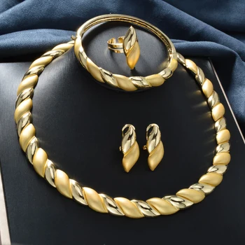 Luxury Jewelry Woman Jewelry Set Necklace/Ring/Earrings/Bracelet Set Necklace for Girls Stylish Accessories Party Jewelry