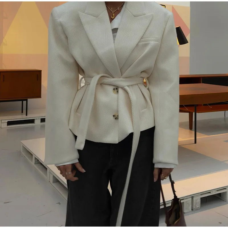 Street Lace Up Cropped Blazer Coat Women Loose Lapel Pocket Long Sleeve Suit Jackets Female 2025 Spring White All-match Outwear