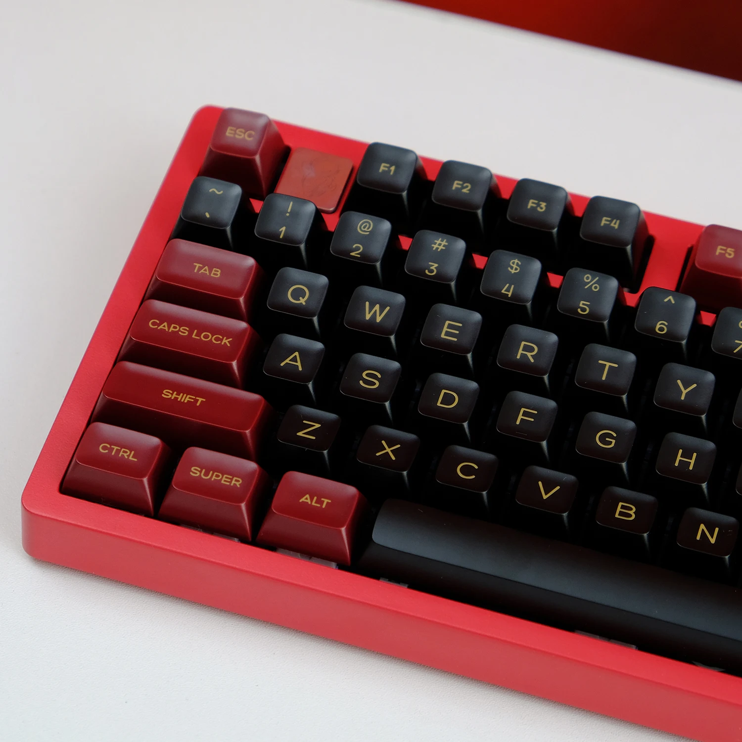 Kbdiy-samurai Pbt Double Shot Keycaps Grupo SA Gmk Vermelho Preto Vermelho 142 Chaves Teclado Mecânico Personalizado Gamer Key Cap