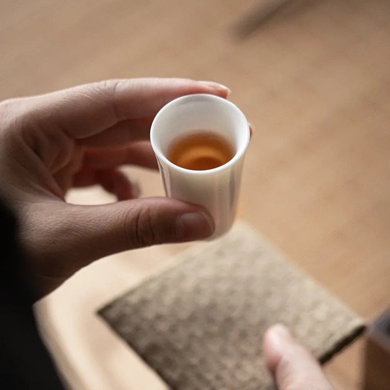 Porcelain Teacup 25ml Chinese Small Tea Tasting Teaware Cup Smell Fragrance Teacups Kung Fu Cup Set