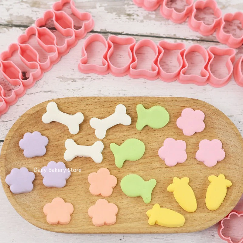 Cartoon Mini Fish Biscuit Molds, Small Goldfish Plastic Cookie Cutter Set, Fish Shaped Cake Cutting Tool, 6 Rows Pet Baking Mold