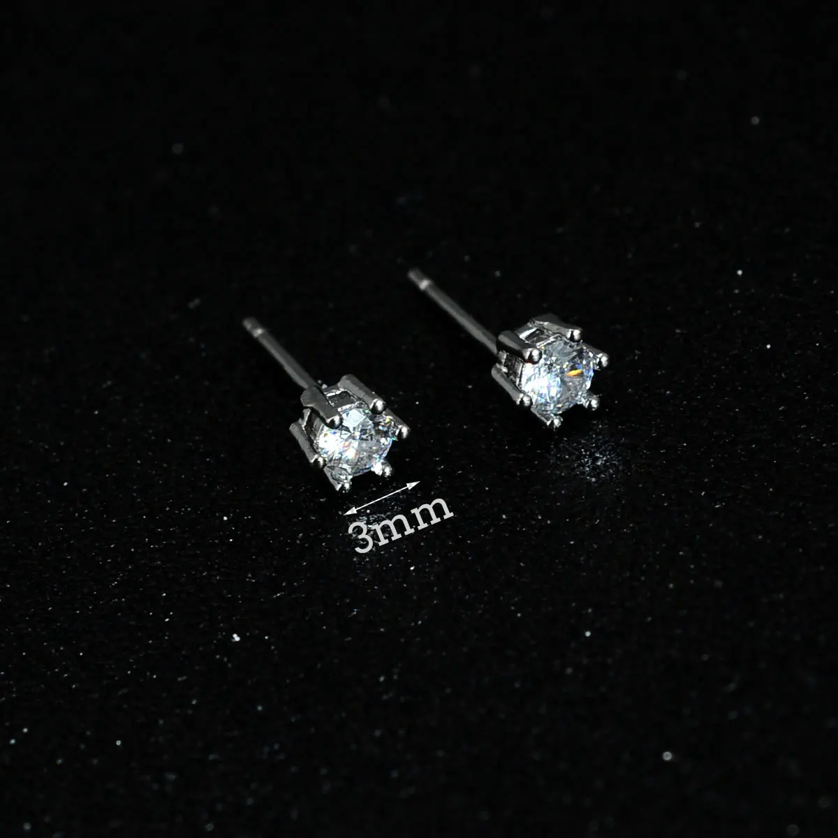 1Pair 3-5mm Crystal Studs Earrings For Women Men 6 Prong Tragus Lobe Round Clear Cubic Zirconia Earrings Wedding Party Jewelry