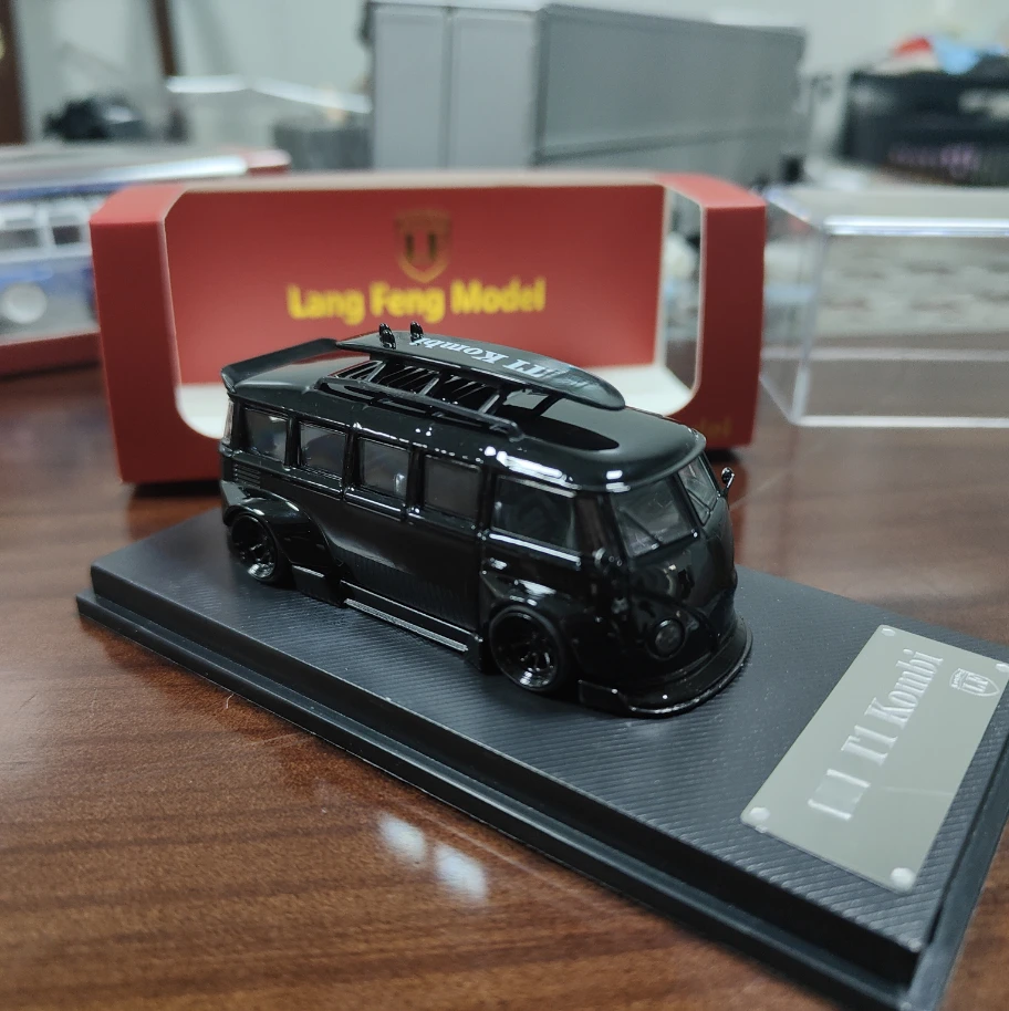 

LF Model 1:64 T1 Kombi Black warrior limited500 Diecast Model Car