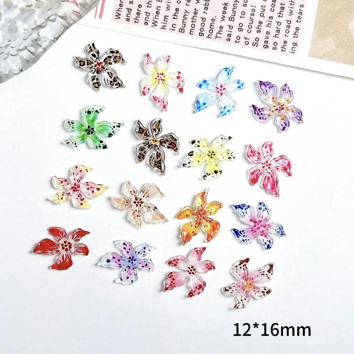 Mixed 3D Resin Gradient Colorful Transparent Lily Nail Art Decoration Bizarre Style Spotted Flower Nail Charms For Manicure DIY 2