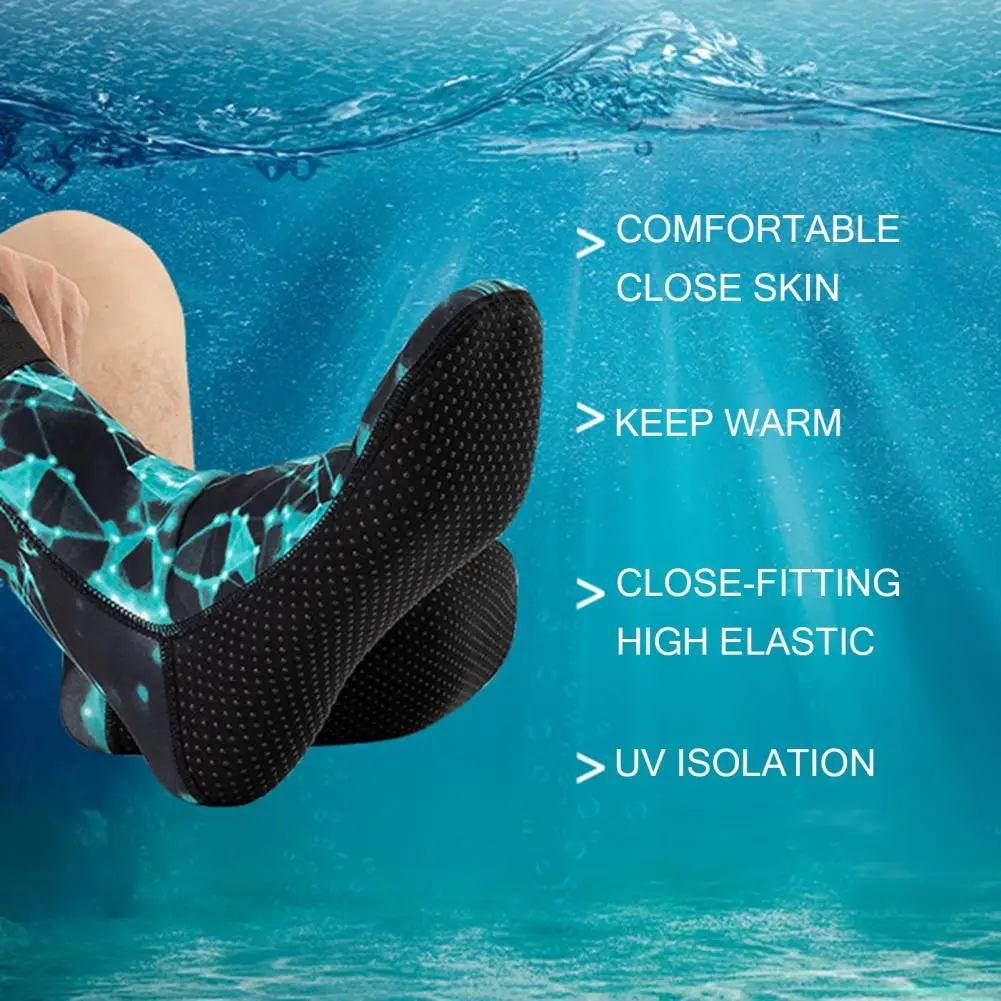 Anti-slip Swimming Socks 3mm Neoprene Waterproof Diving Socks for Swimming Surfing Camouflage Beach Volleyball for Hiking
