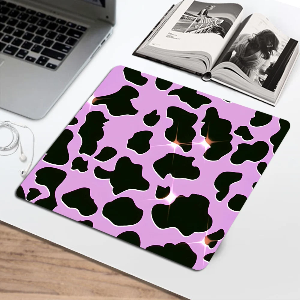 Cow Print 25x29cm Small Table Mat Student Mousepad Computer Keyboard Pad Games Pad Desk Mat for PC Gamer Mousemat 3