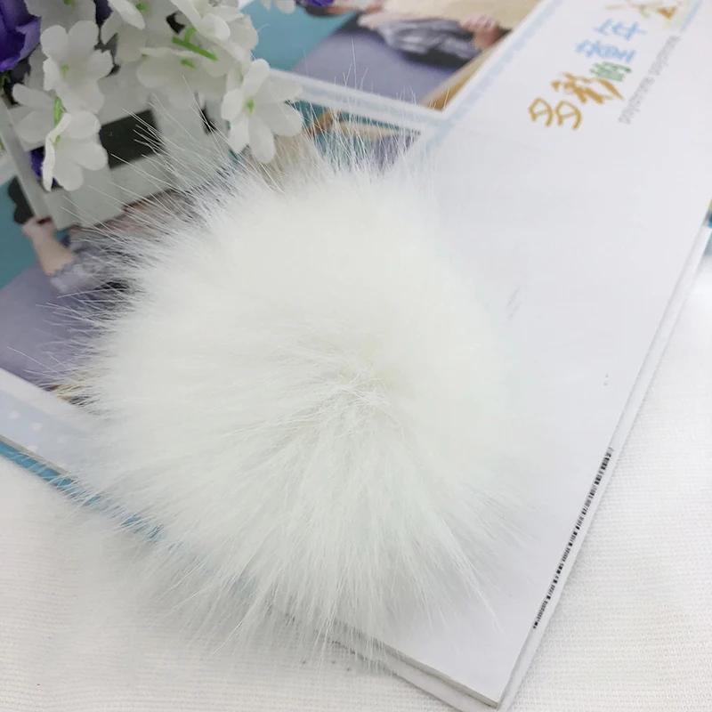 Super Big 12cm Colorful White Faux Fox Pompoms Luxury Fur Balls For Knitted  Hat Cap Winter Beanies Real Fur Pom Poms Bulk - Jewelry Findings &  Components - AliExpress