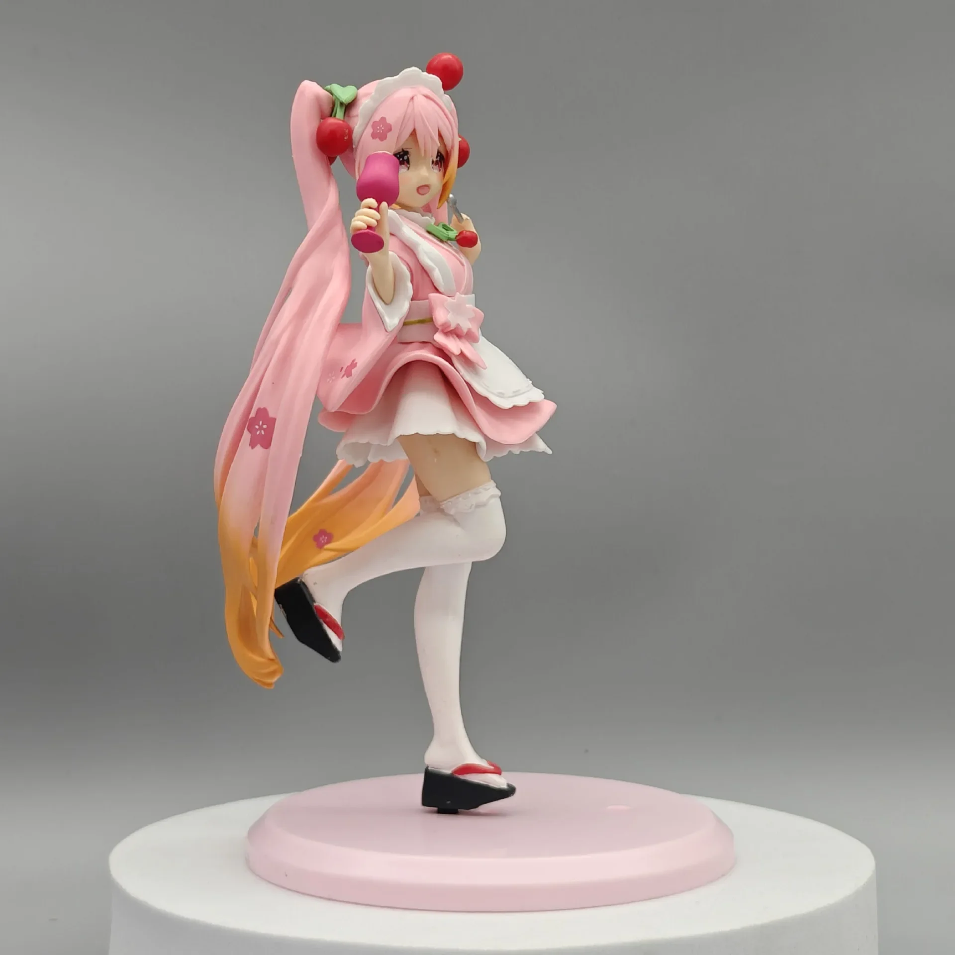 S845dac4aee1d4ddc880c839ad3ac6f87p - Hatsune Miku Figure