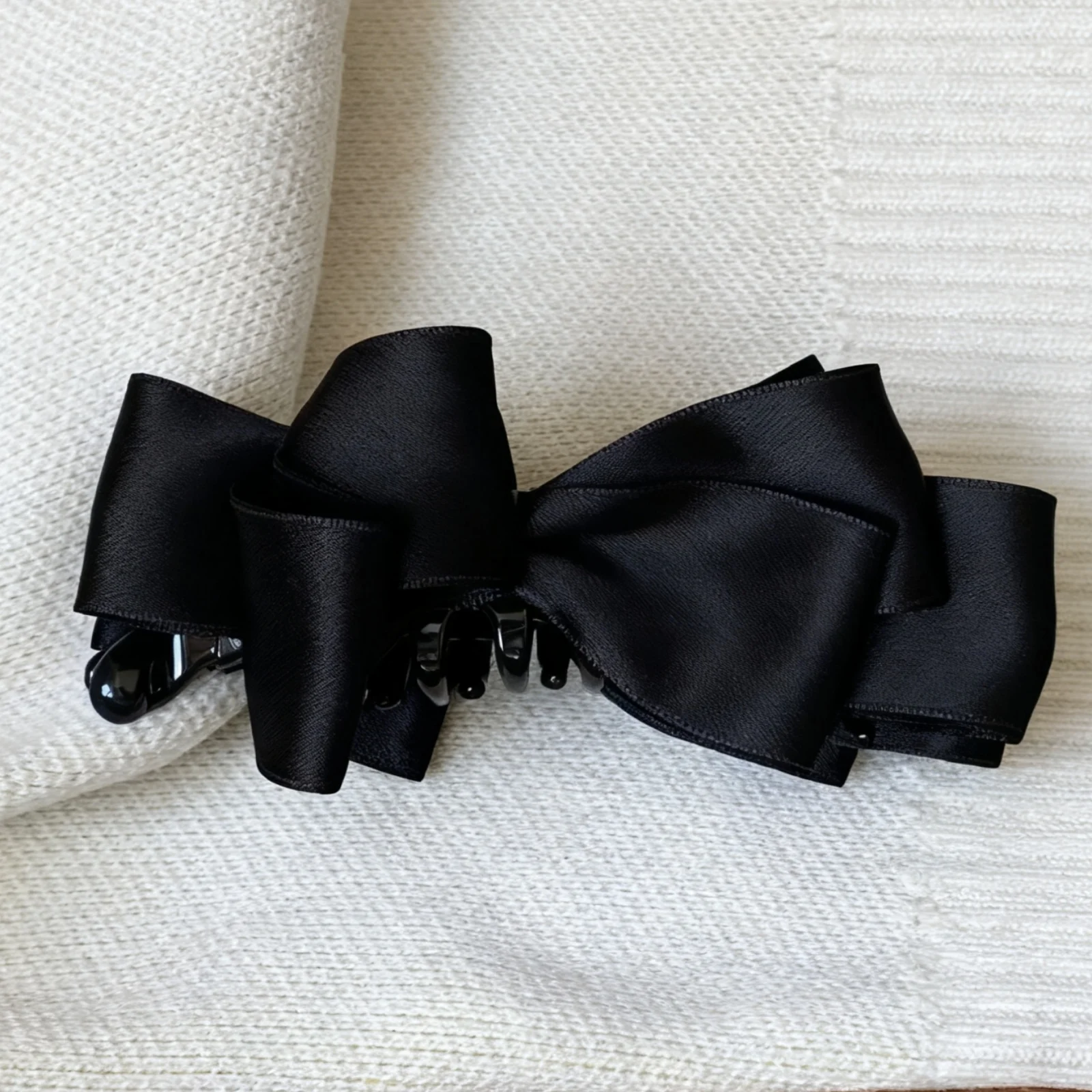 1PC Black Satin Bow Hair Claw Clip, Chic & Elegant Hair Accessory, Ideal for Daily Wear, Party & Formal Occasions