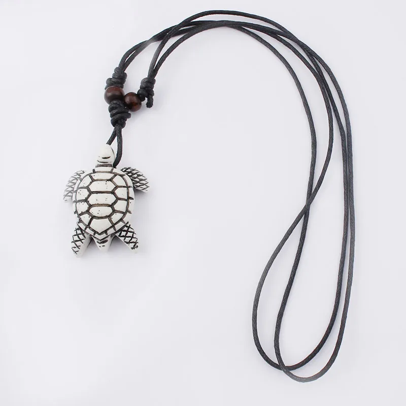 12pcs/lot Faux Yak Bone Resin White Sea Turtle Pendant Necklace Fashion Animals Charm Necklace Handmade Jewelry Wholesale