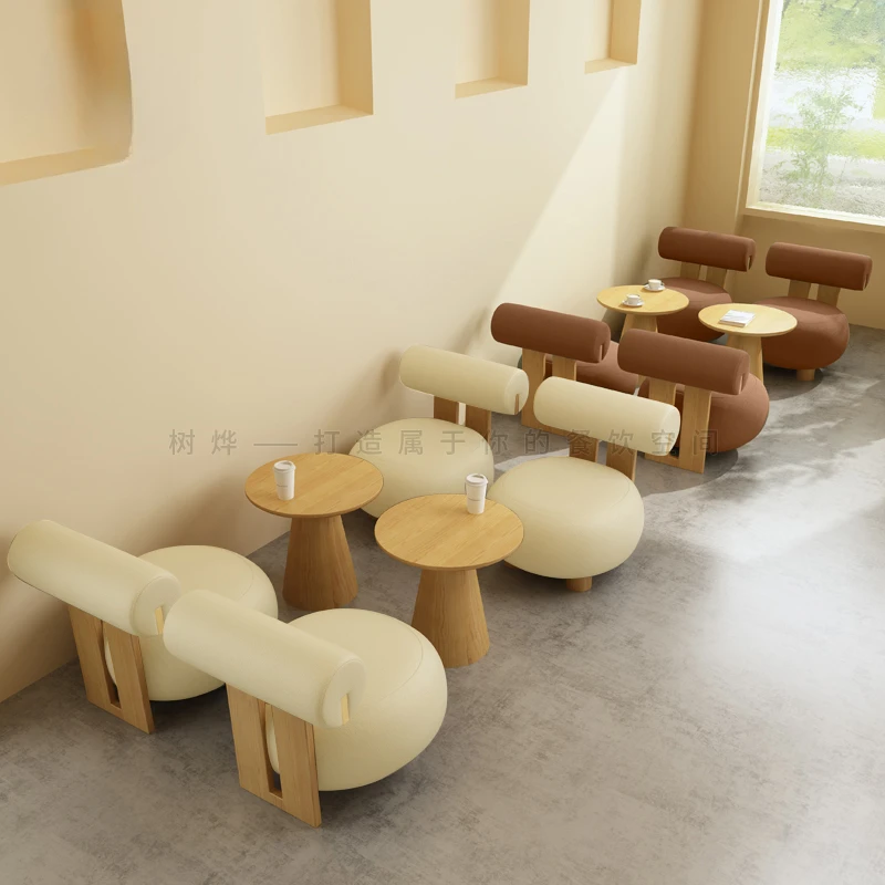 Рисунок 3 - Минималистичные напольные журнальные столики