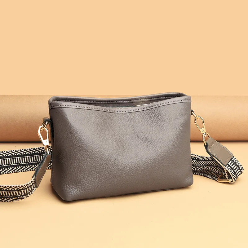 Luxury Wide Shoulder Strap Crossbody Bag 2023 New Top Layer Cowhide Single Shoulder Bag Soft Leather Versatile Women's Small Bag
