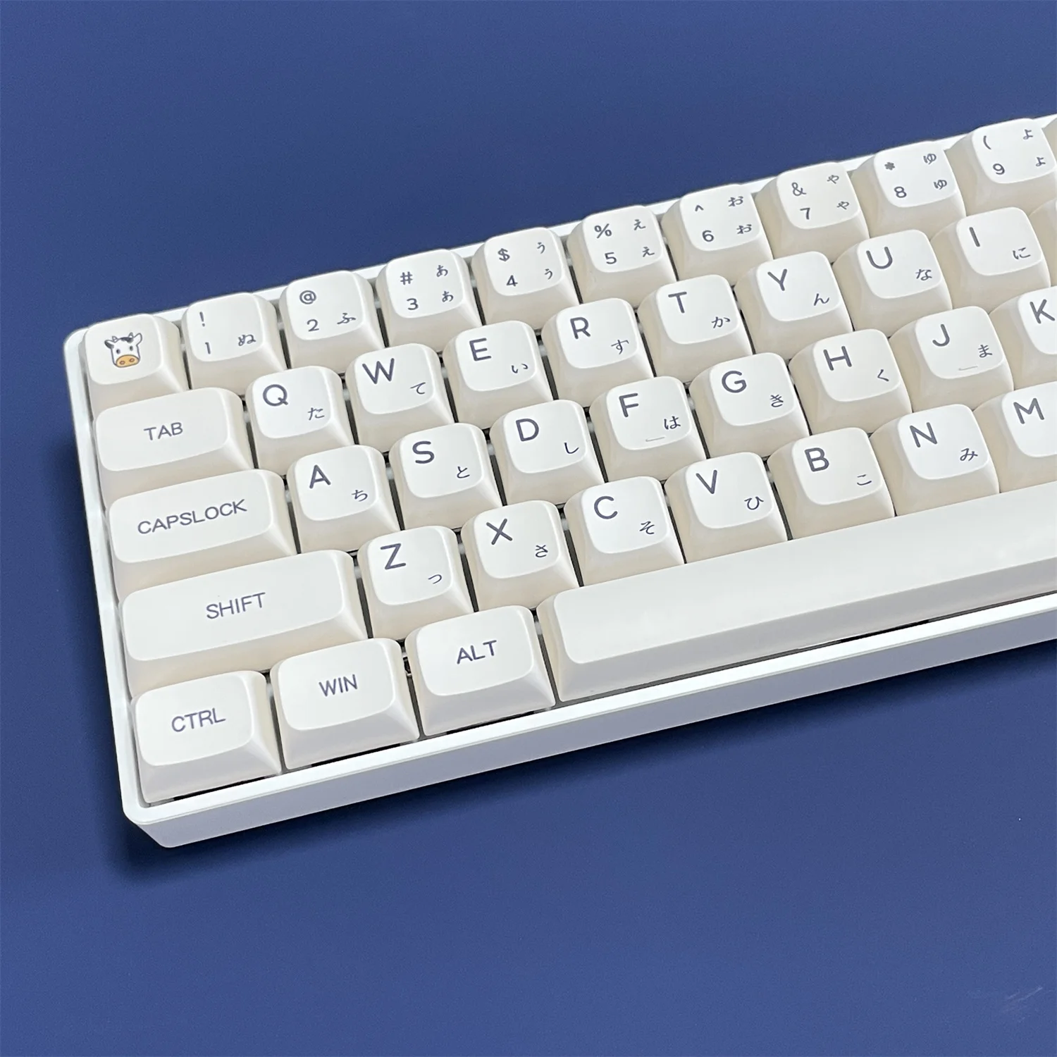 Колпачки для клавиш с молочной тематикой 124 XDA Profile PBT Dye Subbed японские