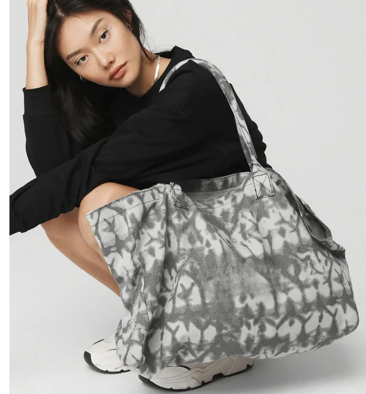 Yoga Camouflage Cloth Bag with logo for Women Fitness Dry Wet Separation Handbag Large Capacity Gym Workout Sports Bag