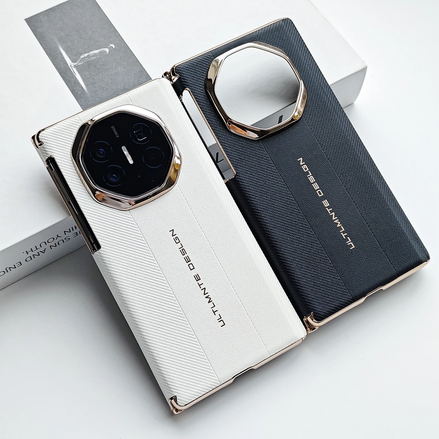 Luxurious Leather Electroplated Gold Frame Dual Hinge Case with Camera Protection Cover