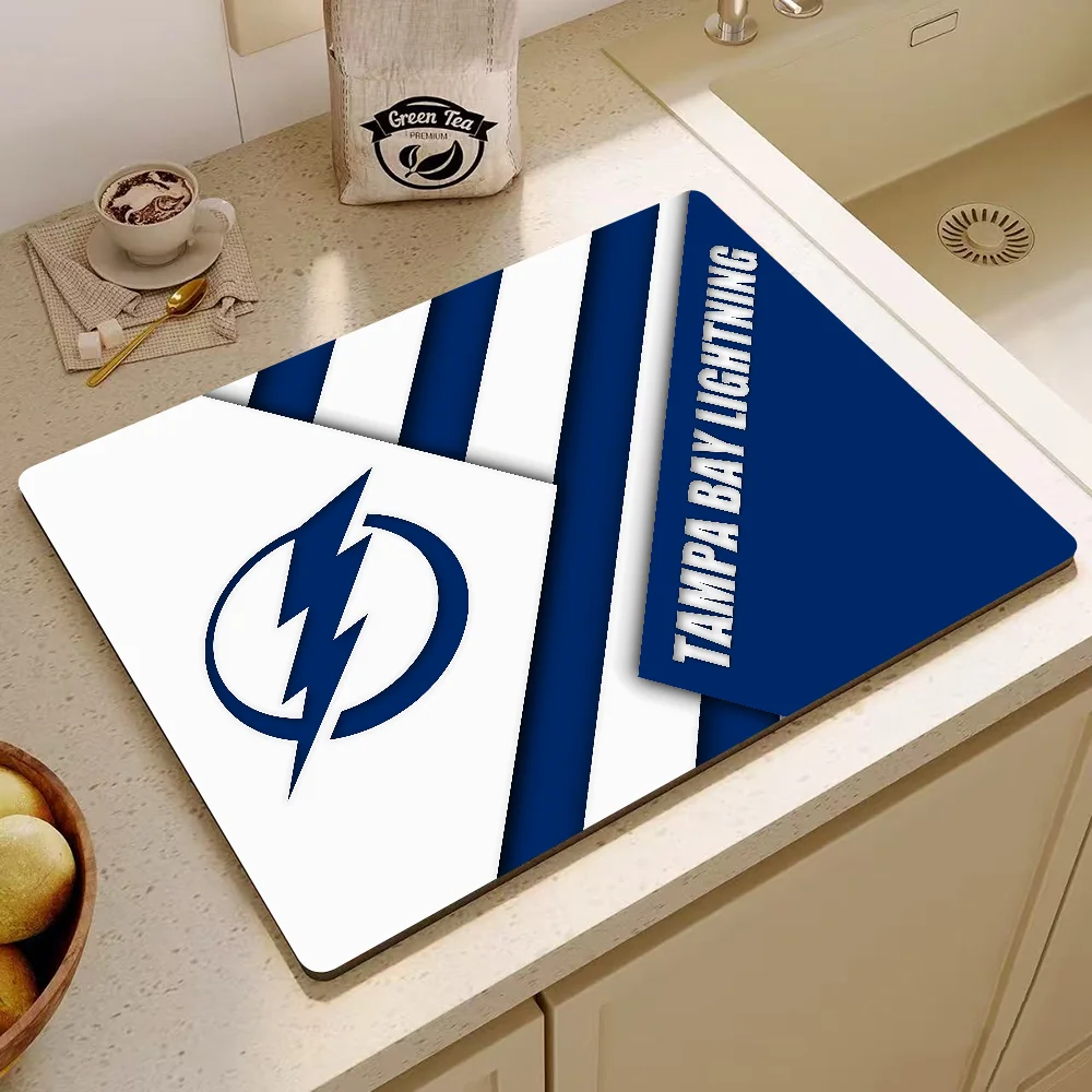 Ice Hockey Sports Exquisite Kitchen Drain Pad Super Absorbent Dinnerware Placemat Desktop Decor Pads Drying Rug Bathroom Mat 3