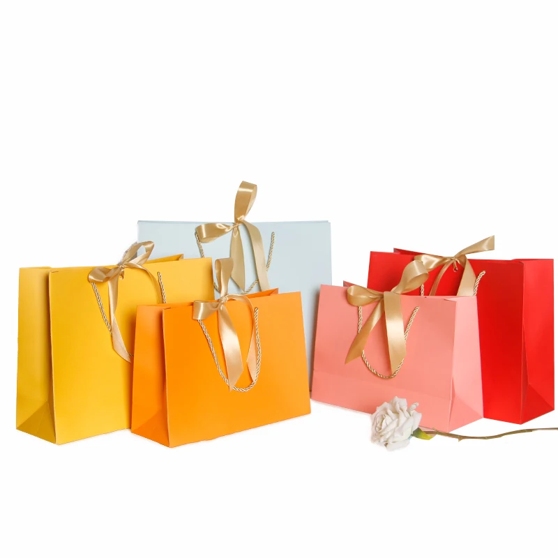 

10pcs Gift Bag Gold Present Box For Clothes Books Packaging Gold Handle Paper Box Bags Kraft Paper Gift Bag With Handles