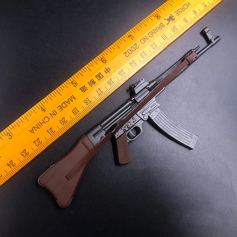 1/6 兵士ドイツ MP44 ライフルプラスチック模型玩具アクセサリー
