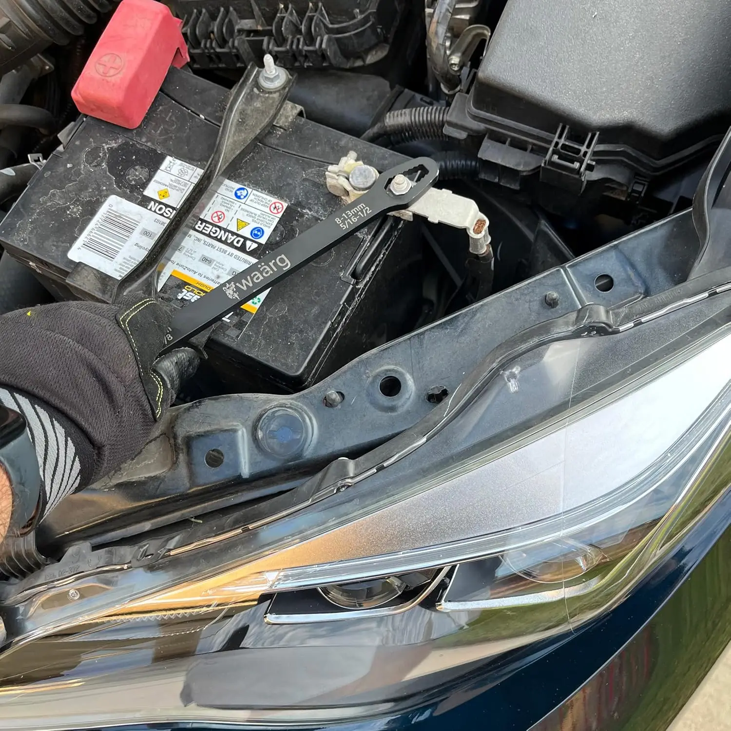 Self-Tightening Universal Torx Wrench 3