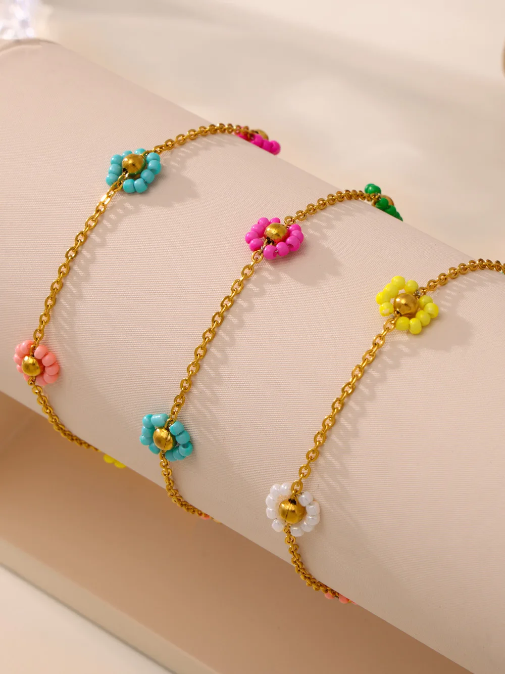 Bunte Glasperlen Blumenförmiger Anhänger Halskette Damen Edelstahl Vergoldetes Armband Set Mädchen Niedlicher Charm Schmuck Geschenk – Detail 5