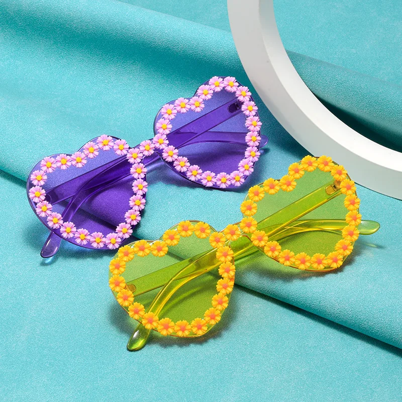 

Love Heart Shape Sunglasses Jelly Color Frameless Heart Shaped One-piece Glasses Dazzling Color Party Festival Teen Glasses