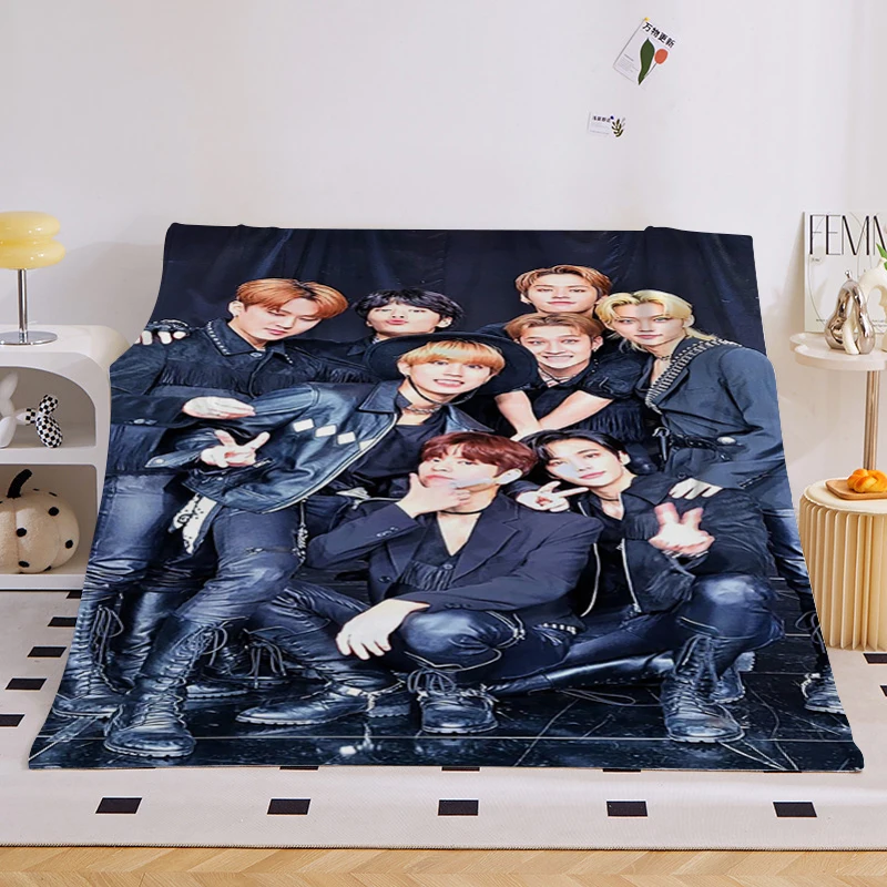 Nap Blanket Sofa Winter A-Stray A-Kids Warm Bed Fleece Camping Custom Kpop Fluffy Soft Blankets Microfiber Bedding King Size 2