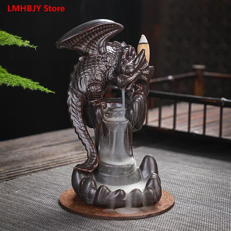 

LMHBJY Reverse flow incense burner creative home decoration, viewing sandalwood ceramic handicrafts, flying dragons in the sky