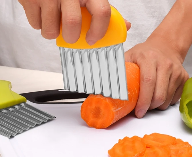 Stainless Steel Potato Chip Slicer Dough Vegetable Fruit Crinkle Wavy Kitchen Knife Cutter Chopper French Fry Maker Tools Gadget