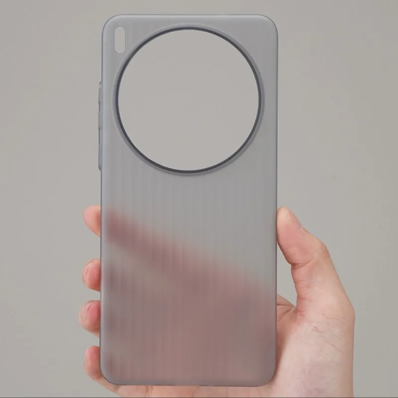 Titanium Glossy Corrugated Stripe Anti-Fingerprint Slim Back Case Cover
