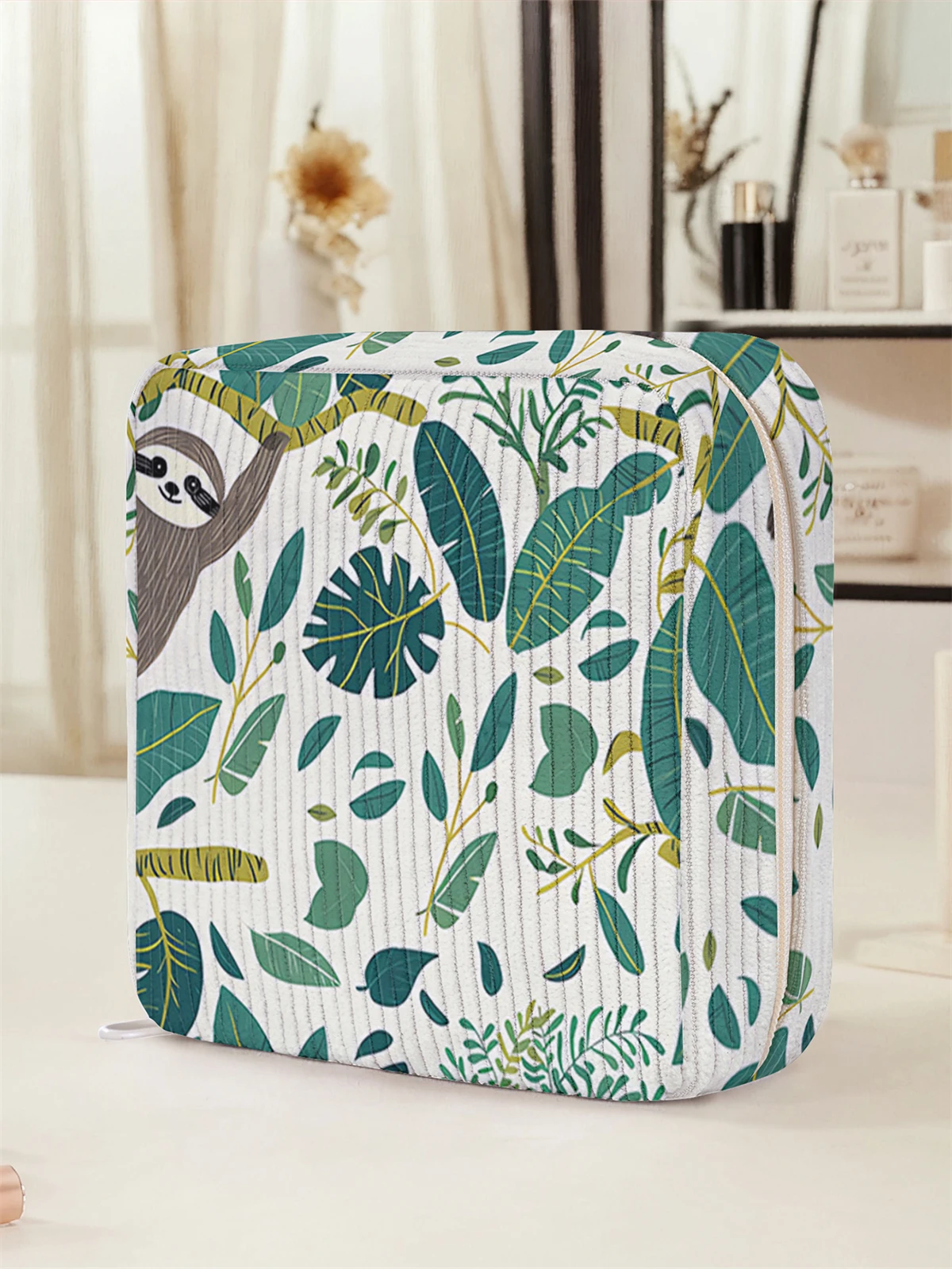 Green leaf pattern printed sanitary napkin storage bag, women's lightweight tissue bag, sanitary tissue bag