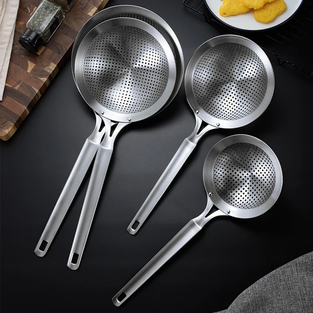 Spider Strainer Skimmer Ladle Stainless Steel Wire Scoop with Ladle Hook  for Frying & Cooking Versatile Handheld Kitchen Oil Drainer Easy Storage