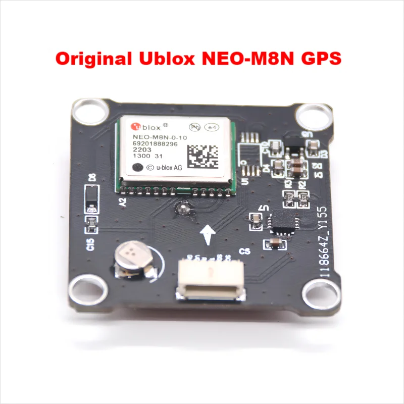 Gros plan sur le chip Ublox NEO-M8N et la boussole QMC5883 du module GPS pour drone