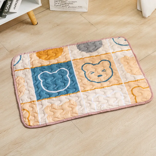 Reusable Washable Pet Pee Pad Dog Urine Mat for Bed & Training Absorbent Pet Diaper Mat Four Seasons Suitable Essential Dog Mat