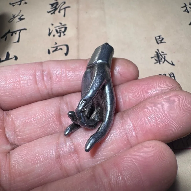Tibetan Style Carving Antique Iron Pendant Hanging Ornament Bracelet Buddha Hand Decoration 4