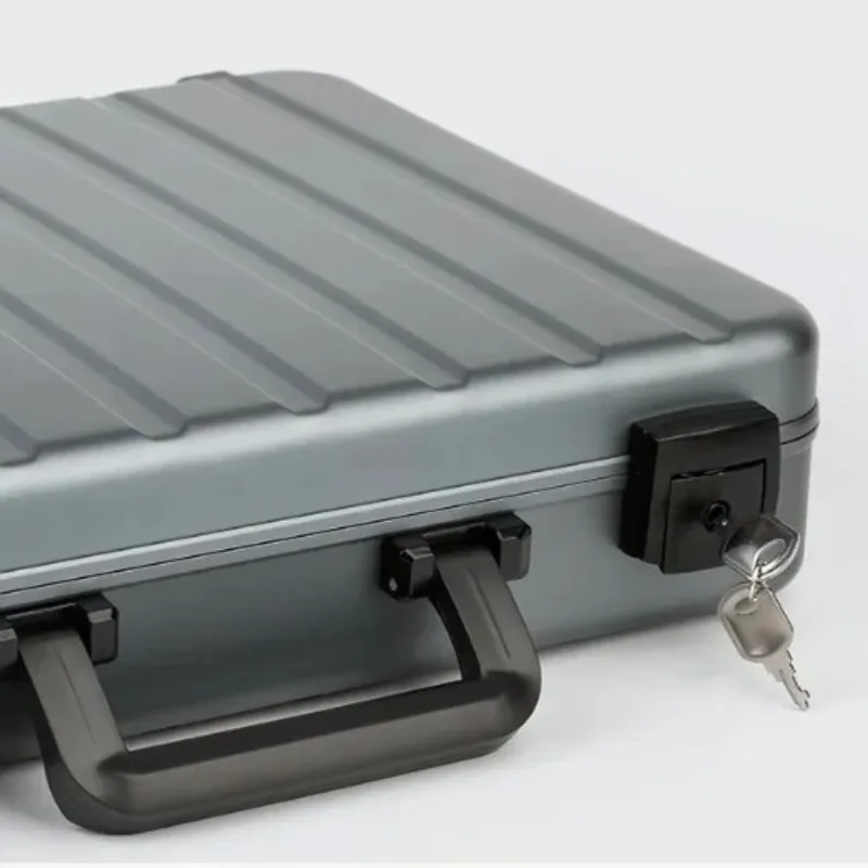 Aluminum Luxury Watch Box Large Metal Watch Box Organizer Storage Bag with Lock 18 Grid Suitcase Travel Case Display Gift