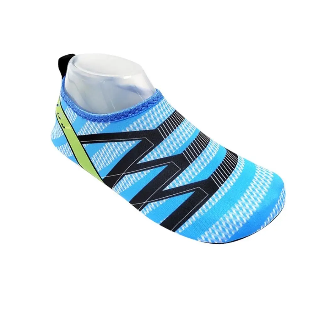 Nnti-slip Quick-Drying Water Shoes Unisex Light Swimming Sandals Flat Size 34-43 Swimming Aqua Slippers Footwear