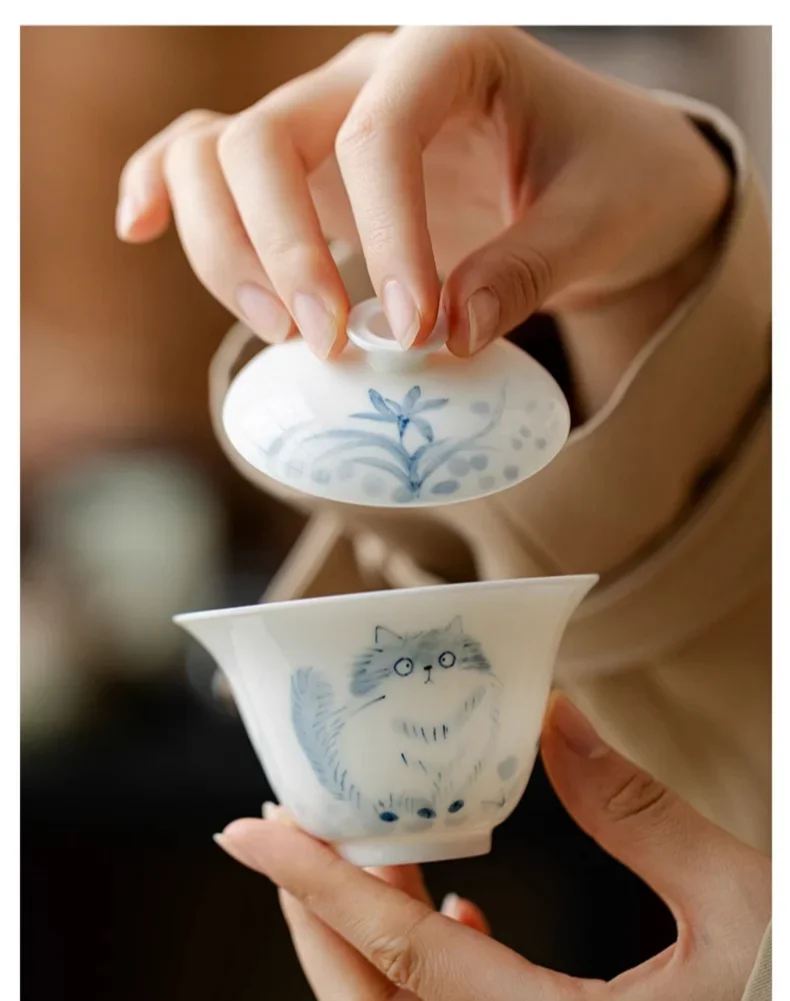 Description Picture 5 of itemHand Painted Cute Cat Jade Porcelain Gaiwan Set For Tea Chinese White Tureen Bowl Kung Fu Tea Chawan Cups Tea Ceremony