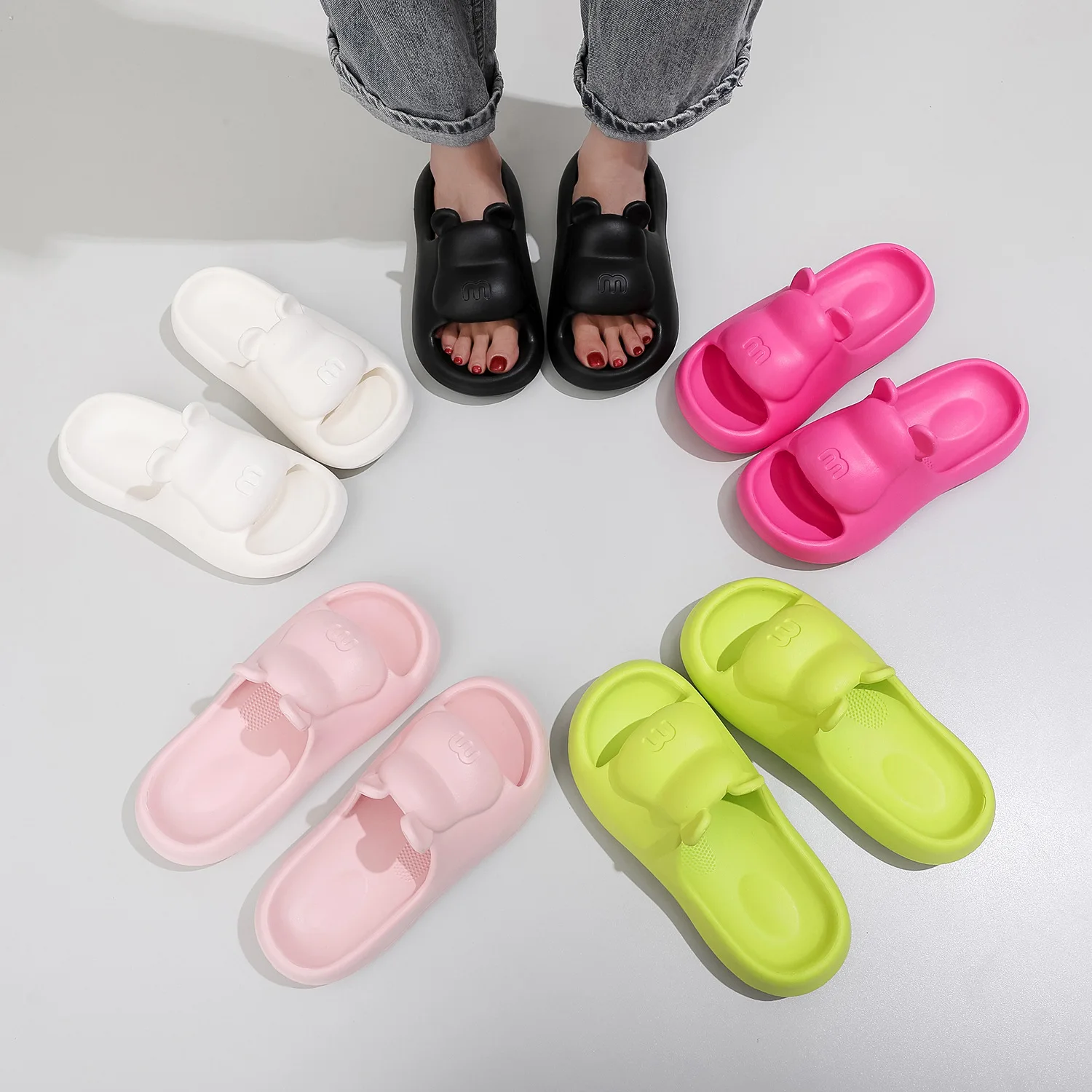 Summer Women's Cute Bear Slippers Cartoon Bathroom Flip Flops Anti Slip Light EVA Soft Sole Shoes Outdoor Sandals Beach Slides 3