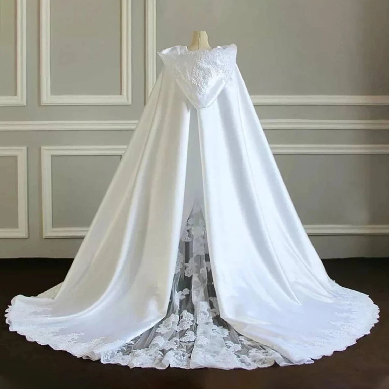 

White Hooded Wedding Cloak Lace Silk Satin Winter Bridal Cape Custom Made Bride Bolero Wedding Wrap