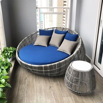 Outdoor Rattan Daybed 1