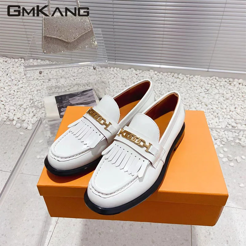 

Туфли женские/мужские замшевые, круглый носок, металлическая подвеска, слипоны, лоферы, плоская подошва, повседневная обувь для прогулок