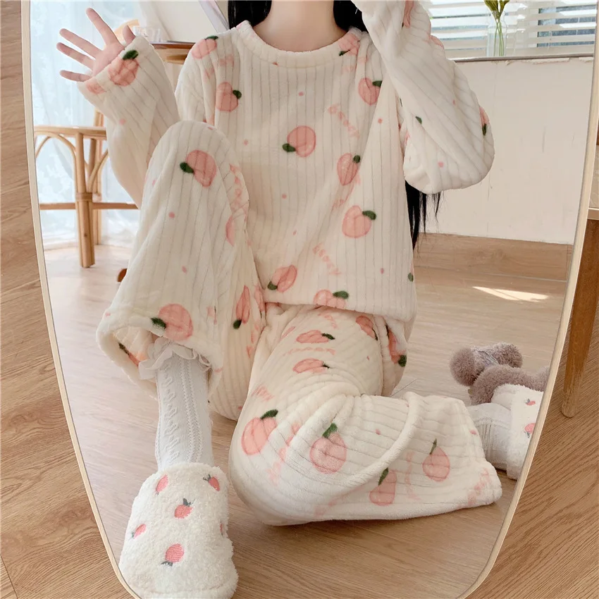 Winter Women's Pajamas Homewear Suit New Coral Fleece Warm Set of Fall and Winter Comfortable Warm Pajamas Homewear Suit S849399b7b9ed46b998a4b6770cdfc2e31