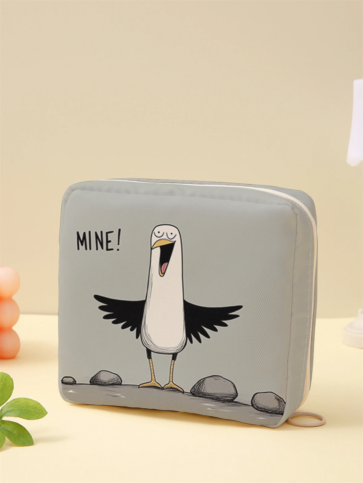 Abstract bird print sanitary napkin storage bag, women's lightweight tissue bag, sanitary tissue bag