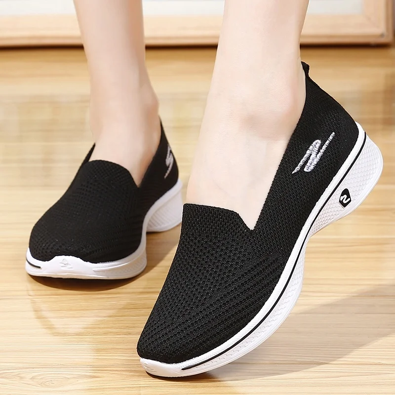 2023 Women Sports Shoes Soft Sole Flats Ladies Breathable Slip on Loafers Casual Walking Shoe Woman Sneakers Zapatillas Mujer
