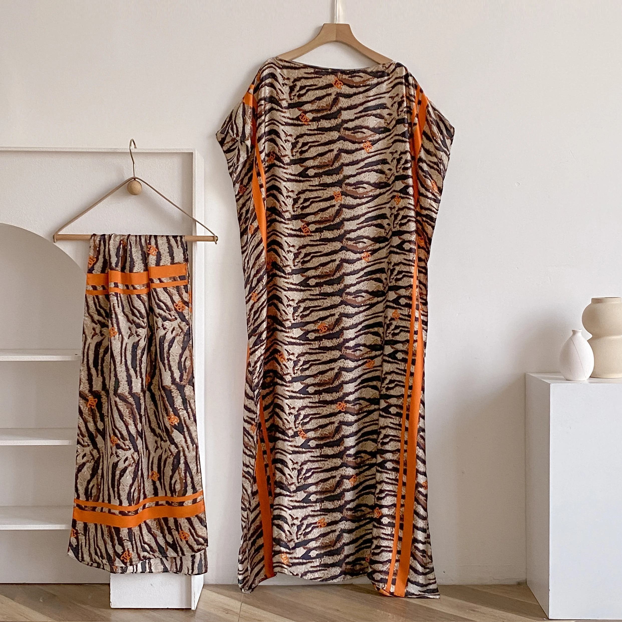 2025 Fashion Summer Dress With Big Scarf Dubai Turkey Kaftan Muslim Loose  Abaya Women African Casual Maxi Peacock Shawl Robe