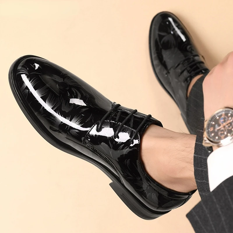 shiny black dress shoes Dress Shoe Plain Toe Blucher Black Antique E (Wide) / 10.5 main image 0